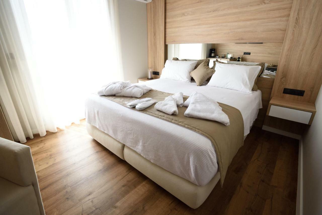 Magnifique Luxury Suites เทสซาโลนิกิ ภายนอก รูปภาพ