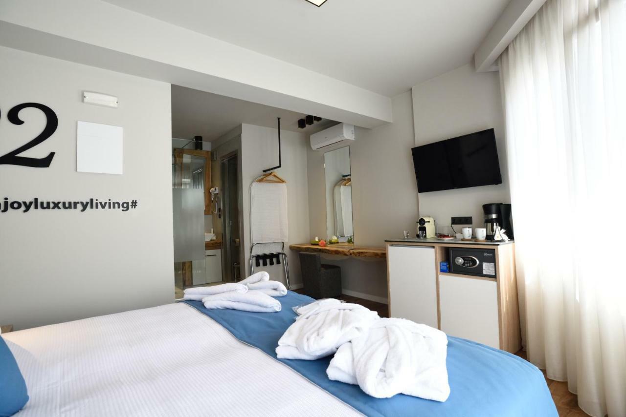 Magnifique Luxury Suites เทสซาโลนิกิ ภายนอก รูปภาพ